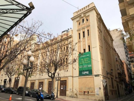 Compromís prioriza la conservación del Ideal para aprobar el catálogo de protecciones de Alicante