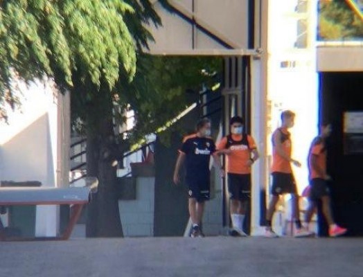 Sesión de recuperación sin los internacionales pero con Carlos Soler y Diakhaby