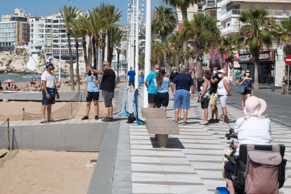 Benidorm desactiva el lunes la plataforma de reservas para la playa de Levante 