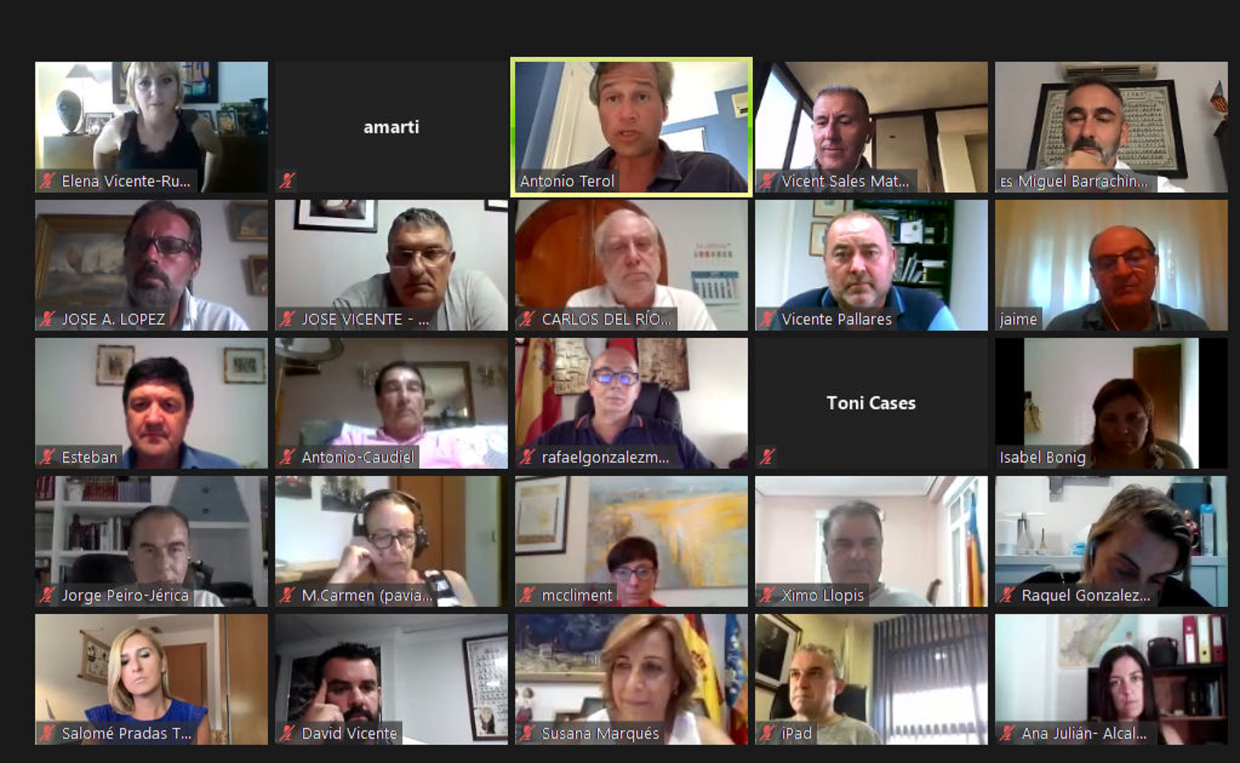 Los alcaldes del PP de la provincia rechazan en bloque ceder los ahorros municipales al Gobierno