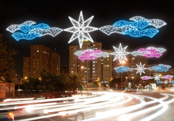 El arte de iluminar las calles resiste a los efectos de la pandemia