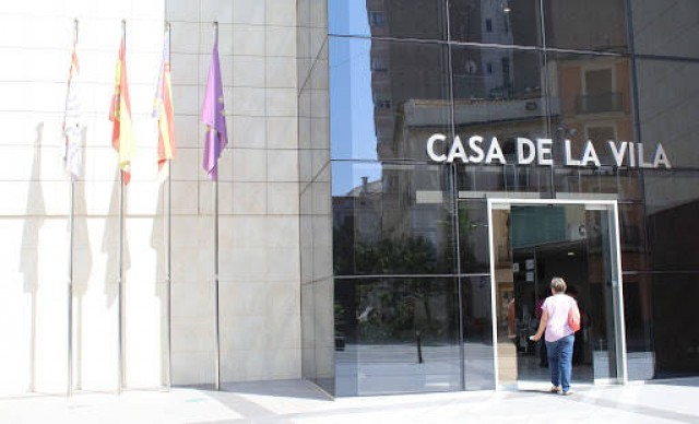 El Gobierno fuerza a siete municipios a recortar gastos pero no les obligará a subir impuestos