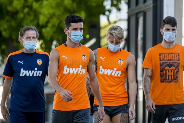 Kang In se une al grupo y Diakhaby trabaja por primera vez en campo
