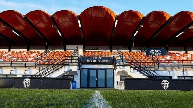El Valencia CF anuncia un nuevo positivo por Covid-19 en la primera plantilla