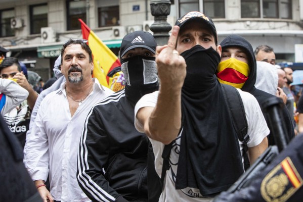 'Hombres blancos cabreados' contra 'ofendiditos': la gran batalla cultural de nuestros días