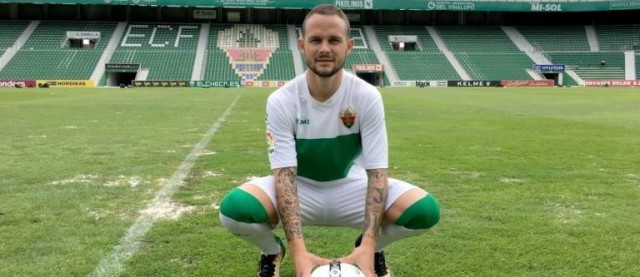 Iván Sánchez anuncia que no continuará en el Elche la próxima temporada
