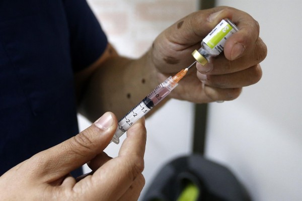 Un 70% de los españoles se vacunaría contra la covid-19