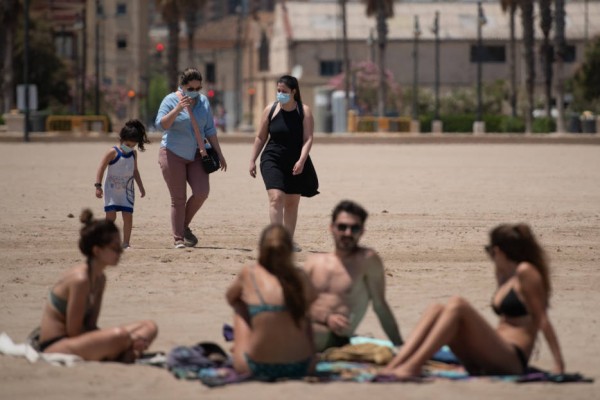 La Comunitat Valenciana registra 393 nuevos casos de
coronavirus y tres fallecimientos más