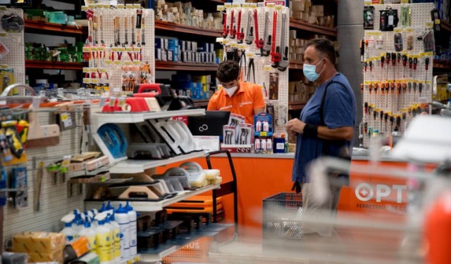 Xirivella destinará 168.000 euros en ayudas para los autónomos y pymes afectados por la covid-19