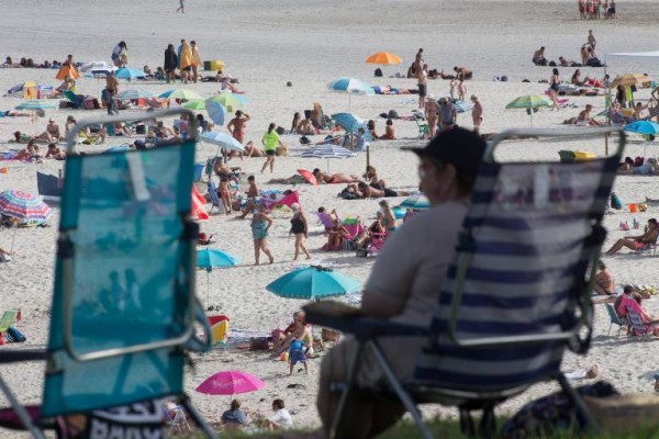 El Ministerio de Sanidad notifica casi 20.000 casos de covid-19 este fin de semana y 2.060 en 24 horas