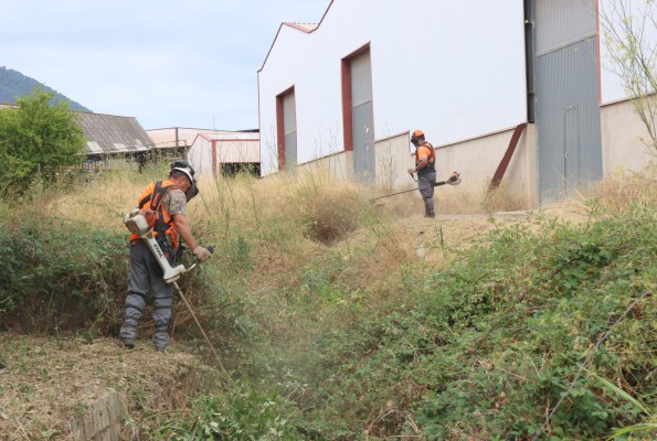 Onda intensifica la limpieza de la Rasa Sala para prevenir inundaciones los próximos meses