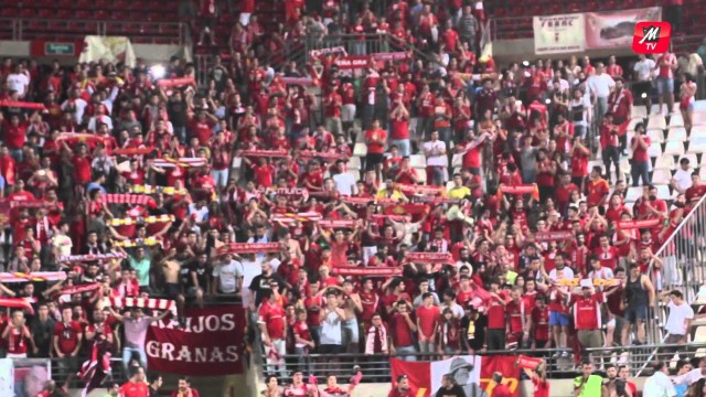 Murcia visita al filial del Valencia con 3.000 aficionados granas en Mestalla