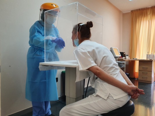 El Hospital Provincial confirma 8 positivos de coronavirus entre el personal quirúrgico 
