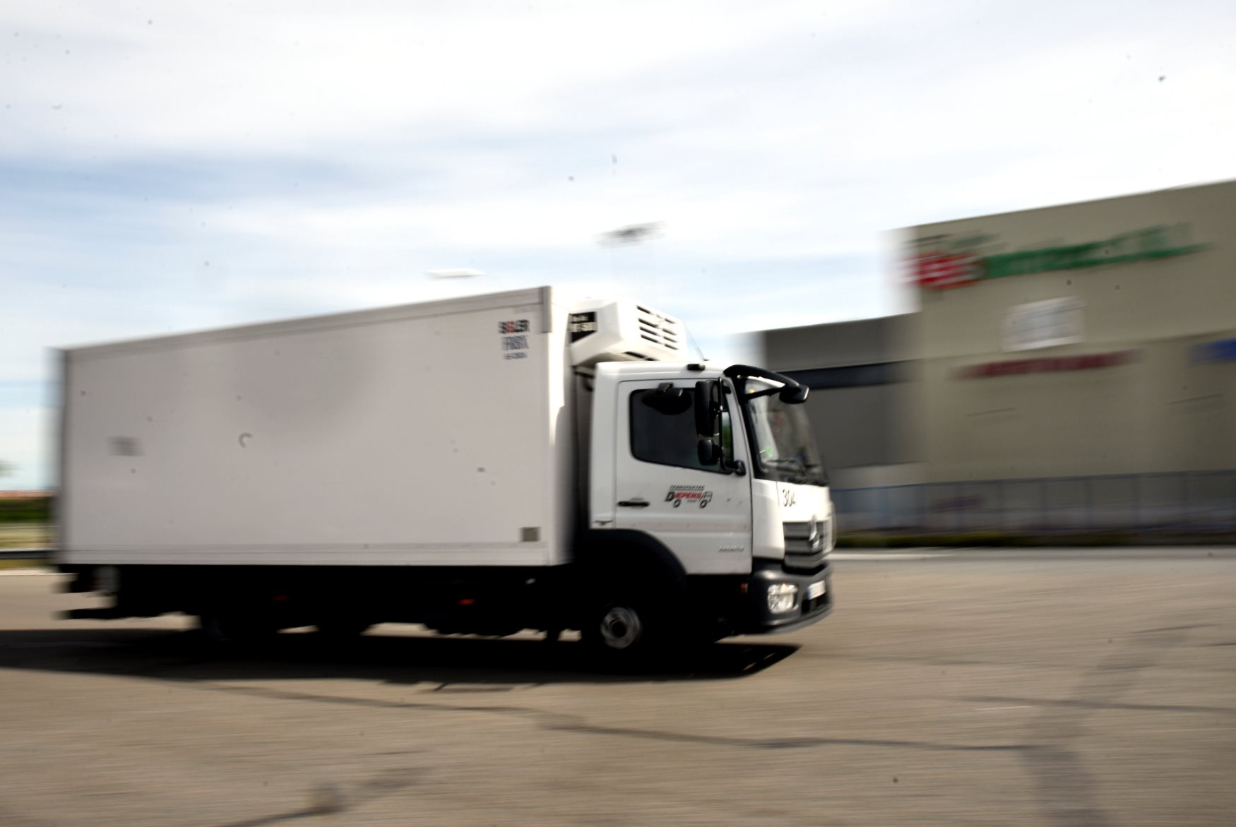 Transportistas piden al Gobierno abrir bares y restaurantes de carreteras en horario nocturno