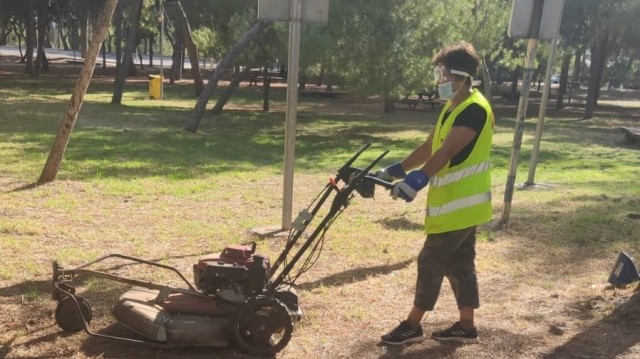 Vila-real refuerza la limpieza del Termet con una brigada permanente de Servicios Públicos