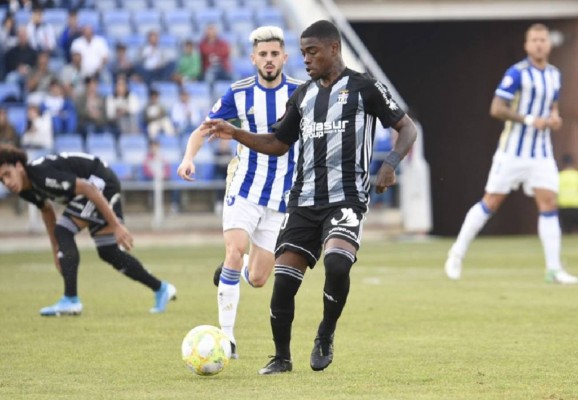 El joven brasileño William de Camargo sigue cedido en el Cartagena