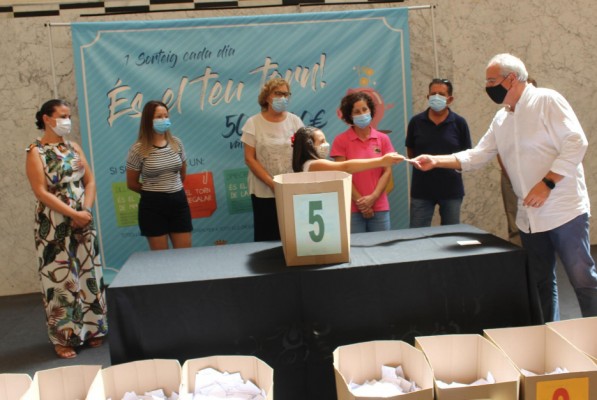Borriana cierra la campaña 'És el teu Torn' destinada a reactivar el comercio local 