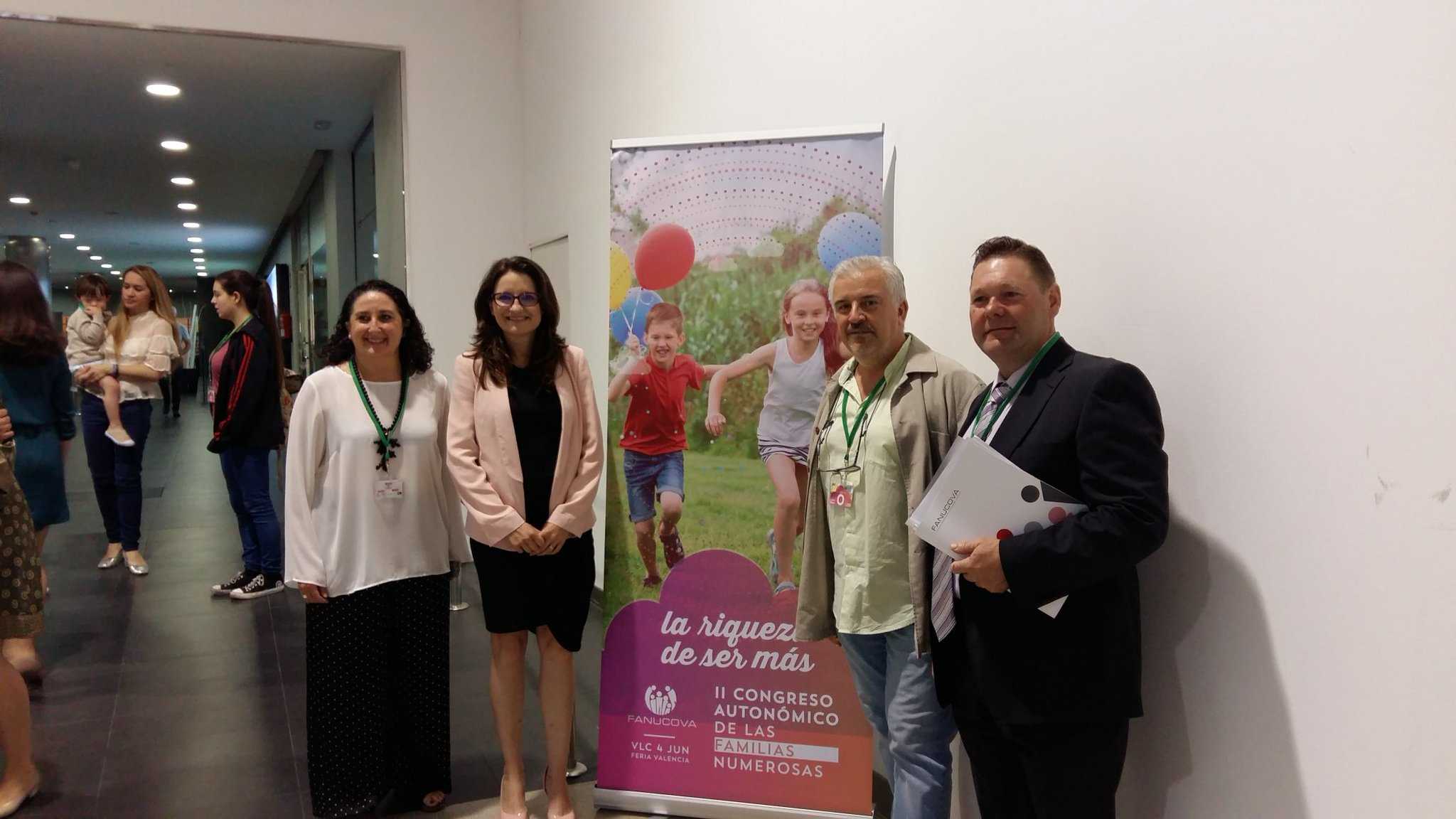 La vicepresidenta Mónica Oltra durante el acto con familias numerosas. Foto: Twitter - 