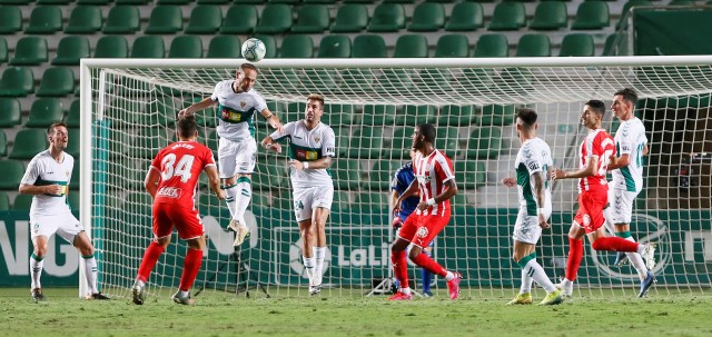 Asalto nulo entre Elche y Girona