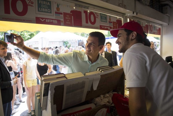 Adiós emocionado a la izquierda española