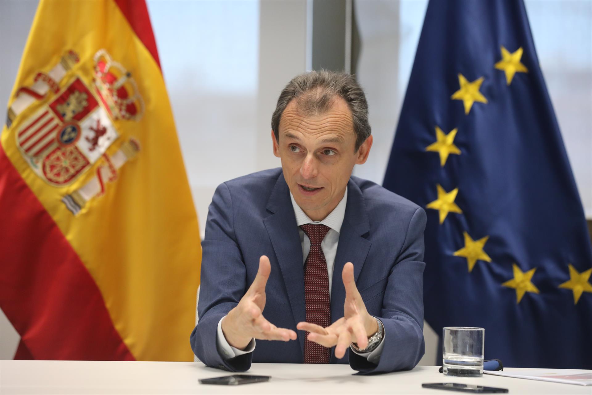 Duque afirma que España tendrá acceso a todas las vacunas de la Agencia Europea del Medicamento