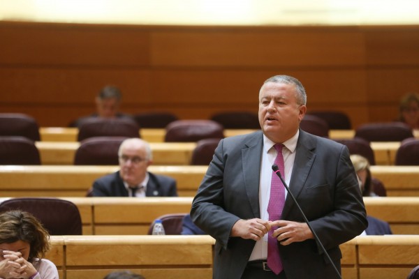 El PP propone crear un 'pasaporte inmunológico' que garantice la entrada de visitantes libres de virus