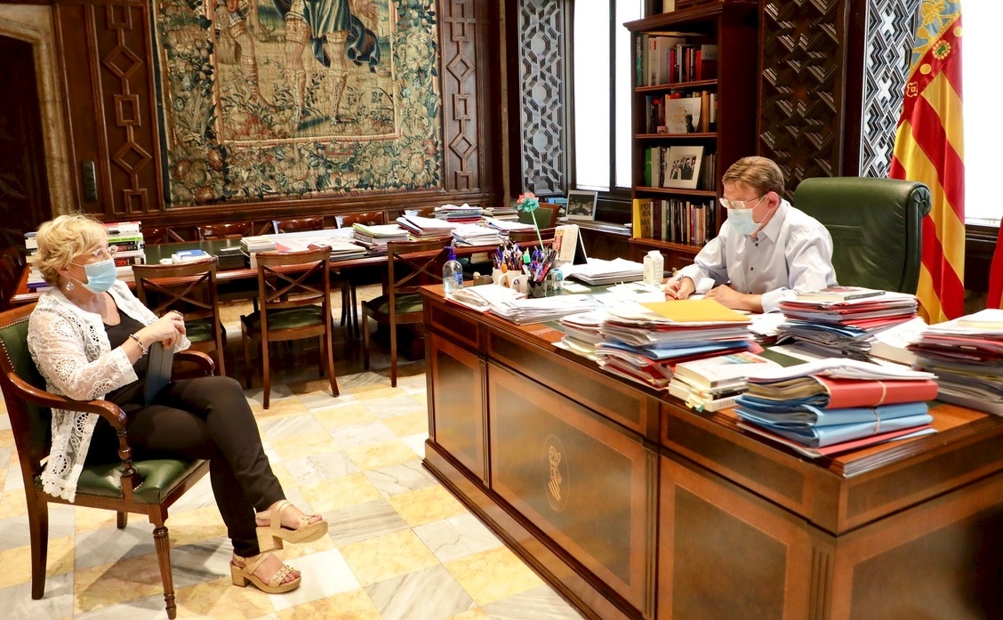 Puig y Barceló se reúnen para analizar las nuevas medidas de control de rebrotes