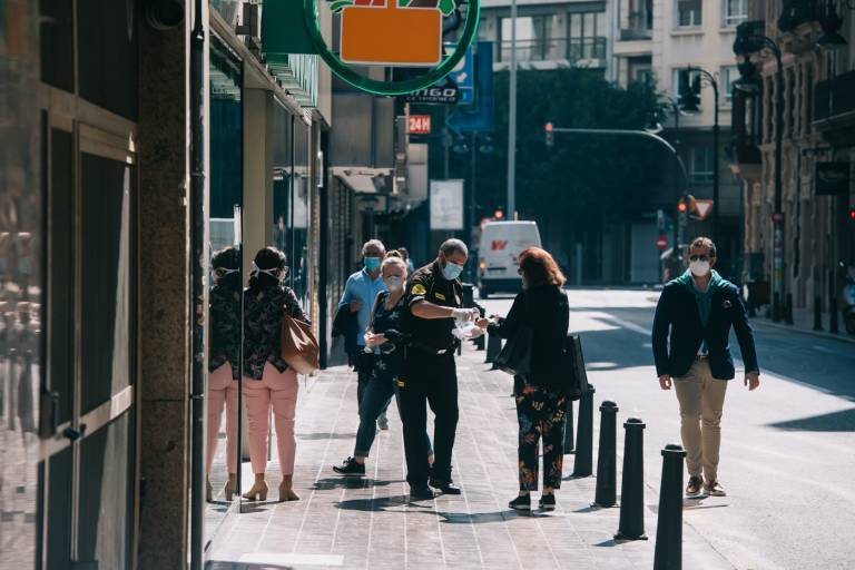 Alicante registra 172 nuevos contagios de
coronavirus y suma un fallecido
