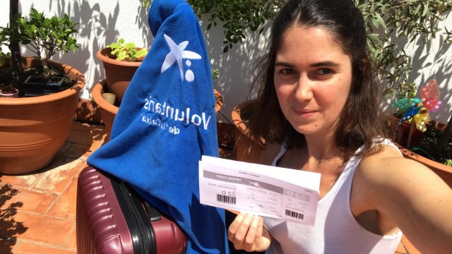 Dos alicantinos colaboran en remoto con el desarrollo internacional como CooperantesCaixa