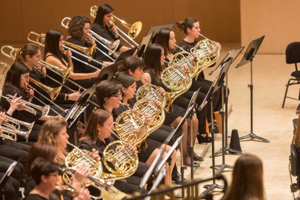 La Banda de Mujeres de la FSMCV consolida su trayectoria con
un concierto en la XX edición de los Premios Max