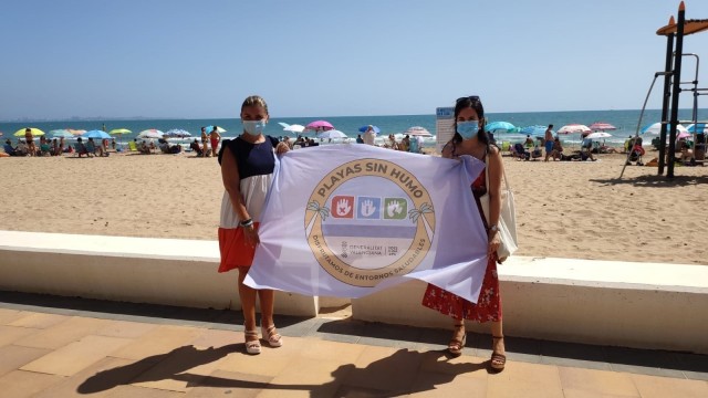 La Almadraba y Urbanova de Alicante, elegidas para el proyecto piloto de playas sin humo