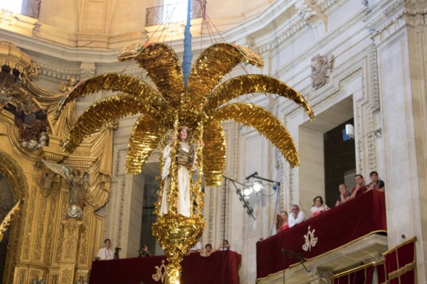 À Punt emite el sábado una programación especial sobre el Misteri d'Elx
