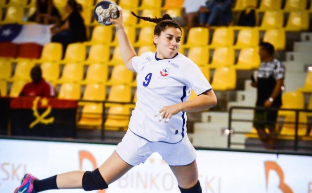 El BM Castellón asciende a la chilena Catalina Sepúlveda al primer equipo