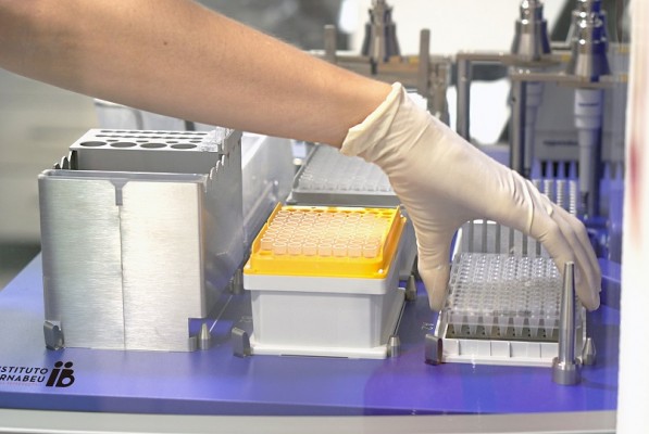 Instituto Bernabeu incorpora un secuenciador masivo que multiplica la potencia de análisis para descubrir alteraciones genéticas