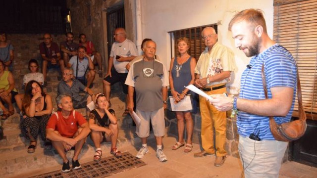 20 años de poemas de Machado o Rosalía de Castro en el casco histórico de Orpesa