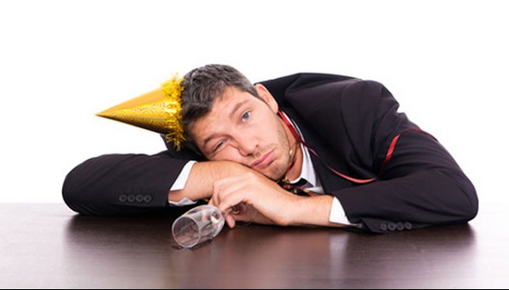 El 34% de los españoles tendrá resaca estas fiestas