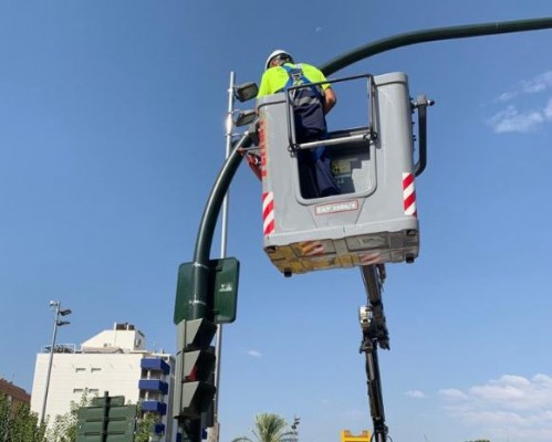 Control del tráfico en Murcia: cuatro de cada diez semáforos ya son 'inteligentes'