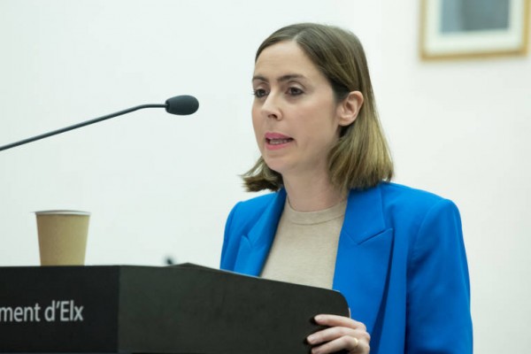 El pleno sobre el remanente de Elche, jueves: Compromís no desvela su voto, pero 