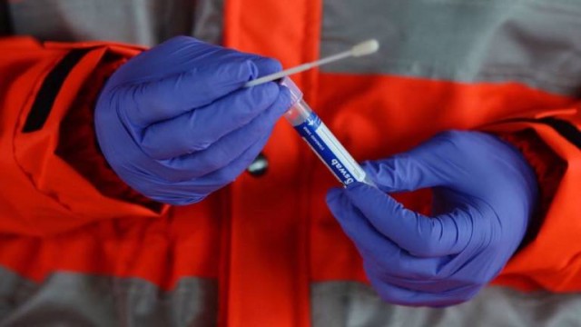La Comunitat Valenciana, quinta región con la peor tasa de PCR realizados pese a reconocer un 67% de asintomáticos