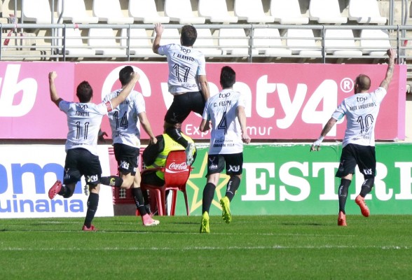 El Yeclano Deportivo pierde a Íñigo Alayeto, su máximo goleador