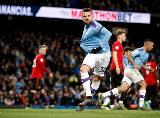 Otamendi, una repesca prácticamente imposible para el Valencia