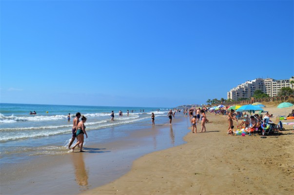 Oropesa del Mar dota a todas sus playas con sistemas de megafonía para reforzar la seguridad