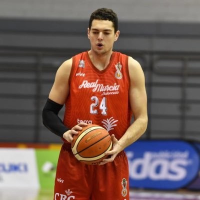 El Real Murcia renueva al alero Juan Rubio para competir en la Liga LEB Oro