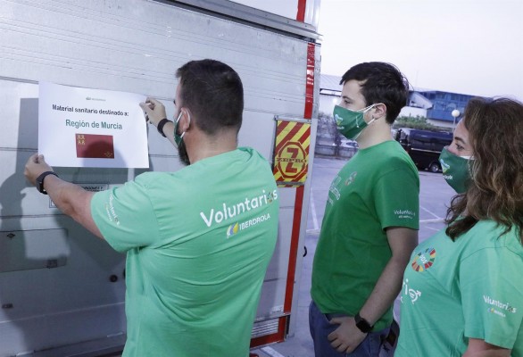 Lucha contra la covid: Iberdrola dona a Salud 16 equipos de respiración de última generación