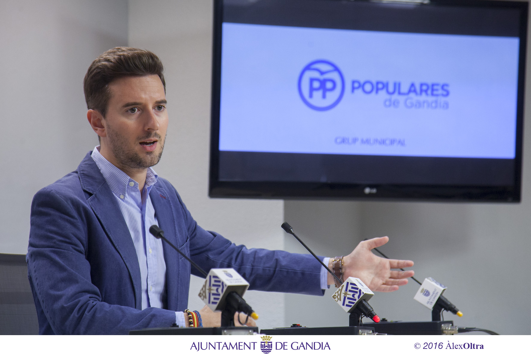 El PP de Gandia exige la puesta en marcha de la tarjeta de residente para los vecinos en zona azul