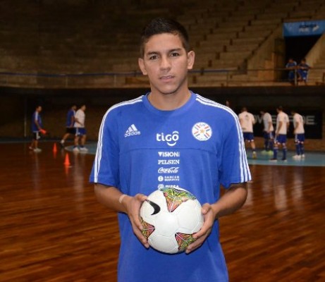 ElPozo Murcia ficha al ala internacional paraguayo Cholo Salas