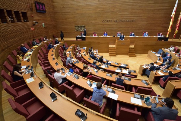 Luz verde al pacto valenciano de reconstrucción económica, social y sanitaria