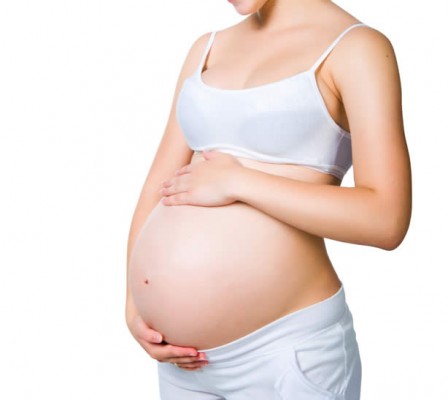 Quedarse embarazada tras superar un cáncer de mama no aumenta el riesgo de recaída