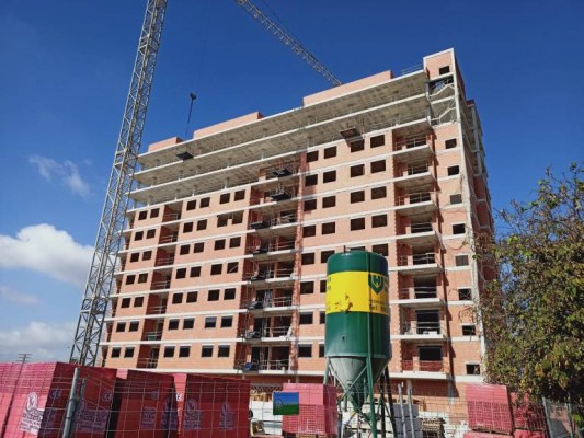 Pimesa escritura el 75% del segundo bloque de San Antón y acelera las obras del tercero con un 33,7% ya construido