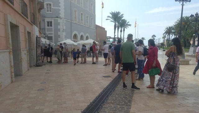 El turista regional acude al rescate de Puerto de Culturas en un mes de julio atípico